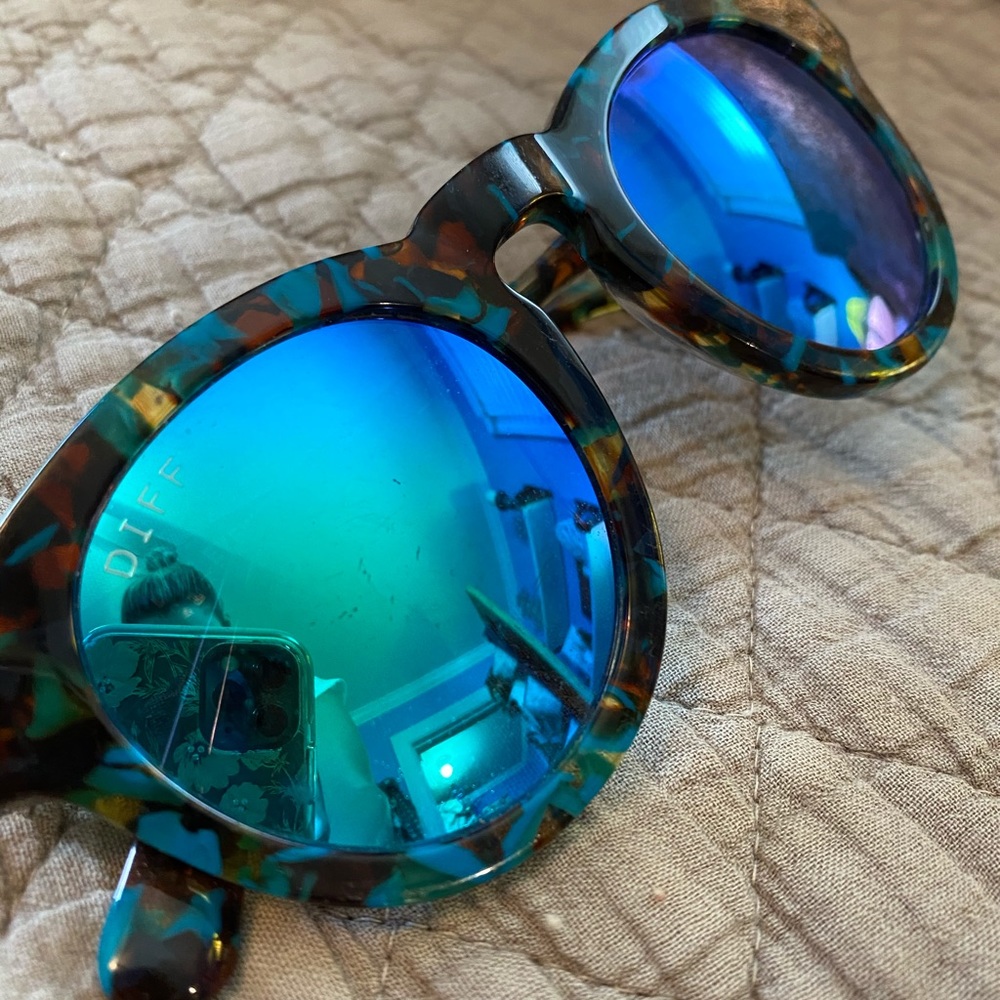 Diff sunglasses